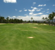 The finishing hole on the Beach Course at Waikoloa Resort, at 397 yards, isn't overly difficult, but there are plenty of bunkers to catch wayward shots.