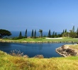 The par-3 17th at Kona Country Club's Mountain Course on the Big Island has all the viewing elements.