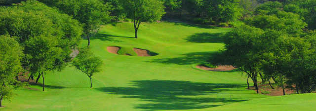 Sand traps at Dunes At Maui Lani