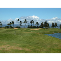 With water down the left and right side, the 458-yard par-4 eighth hole on the C nine is one of the toughest holes at Hawaii Prince Golf Club.
