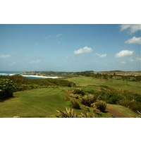 The 15th hole at Poipu Bay Golf Course is a straightaway, downhill par 4. 