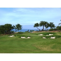 The par-5 17th at Mauna Kea Golf Course plays 620 yards from the tips.